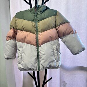 ✨ Girls’ Swisstech Puffer Jacket – Size 4T – Colorblock, Fleece-Lined, Hooded ✨
